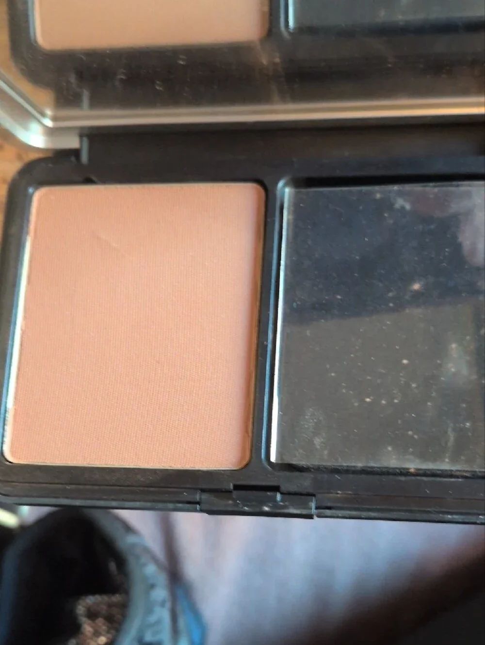 Makeup Forever Matte velvet Skin Powder Foundation Palette - #R510